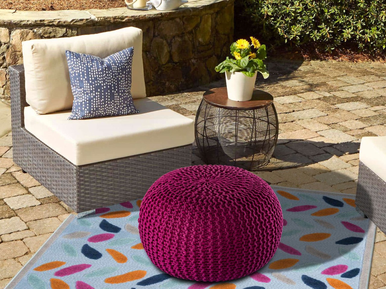 mvg_outdoor-pouf-bordeaux-5536AH-07_1280x1280.jpg